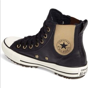SALE 🎉 Converse Chelsea Boot Leather Fur